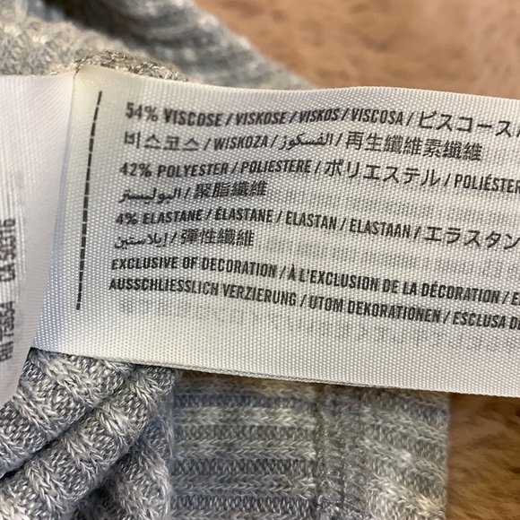 🔥Abercrombie crop top!! - M - Picture 5 of 8